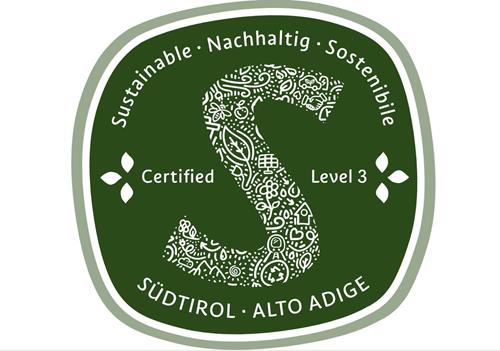 label-3-logo