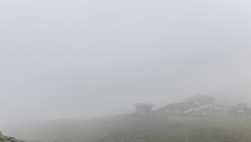 sieben-seen-wanderung-nebel-see