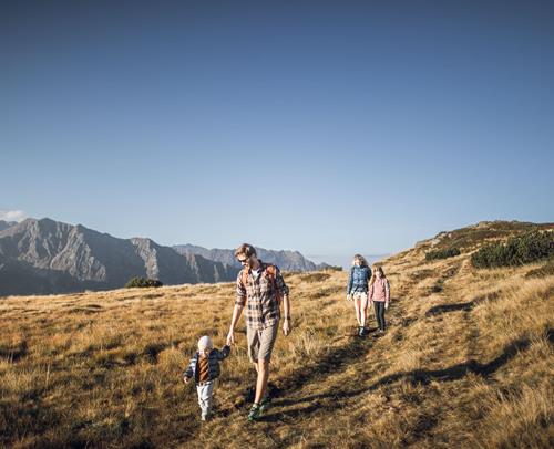 007-tvratschings-family-kottersteger-220826-kot-4422